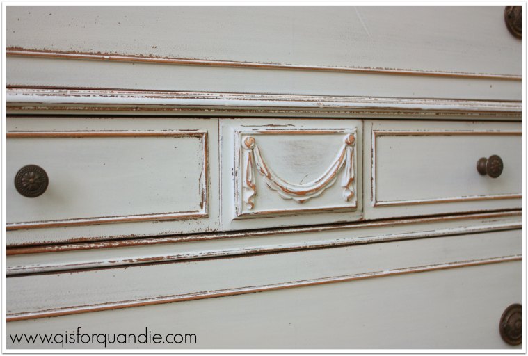 Grainsack dresser closeup