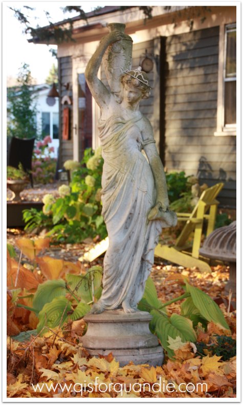 fall statue