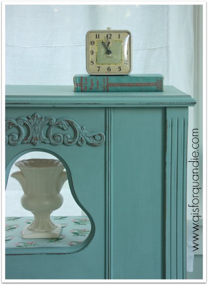 radio cabinet close up