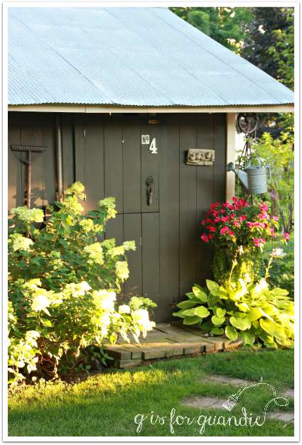 garden photo cottage