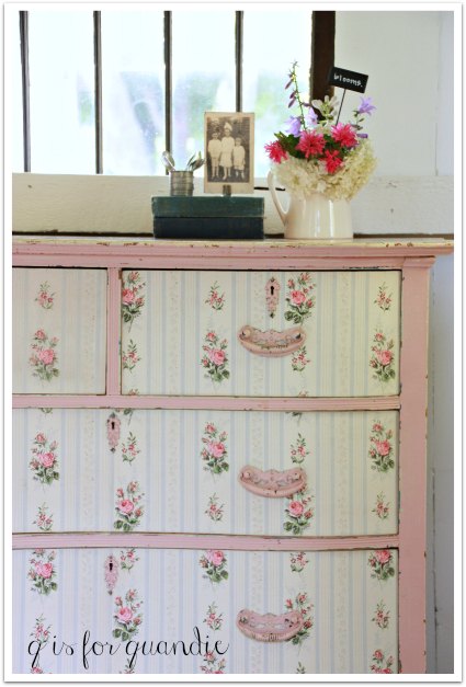 rose dresser corner