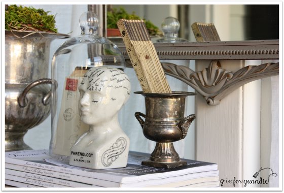 grey mirror detail bottom