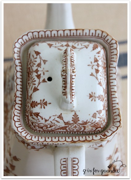 transferware tea pot top