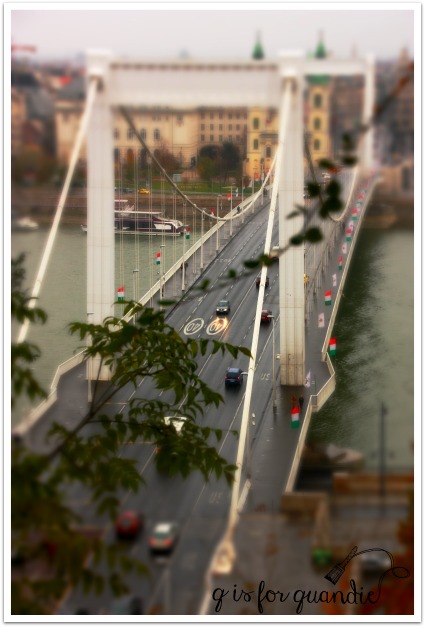 mini budapest bridge