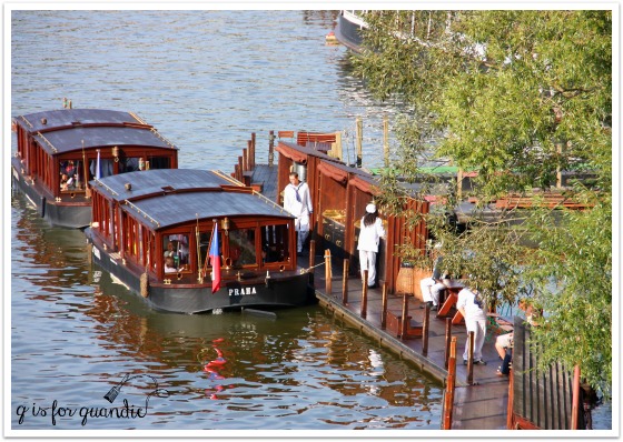 prague boat 2
