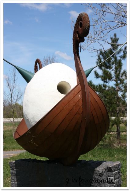 sp viking egg boat