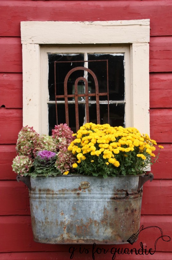 fall-boiler-planter