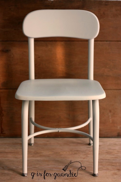 painting-chair-with-putty